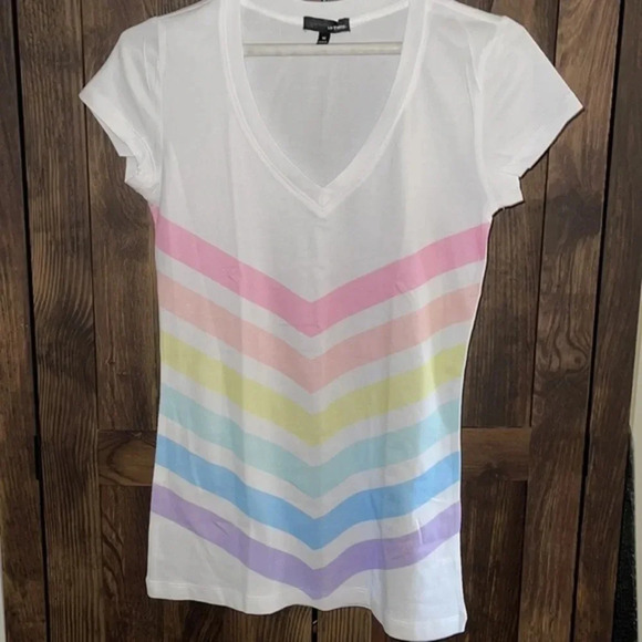 NWT Rainbow Stripe TShirt Sz Small - Picture 4 of 10